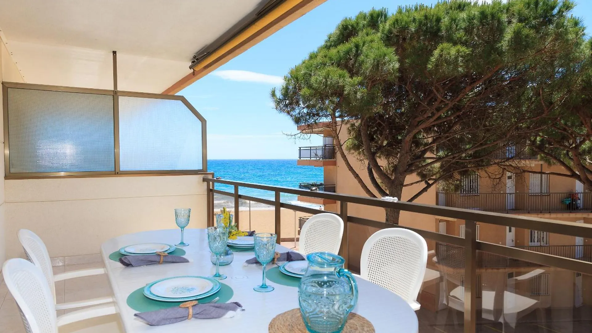 Uhc Txingudi Apartments Cambrils